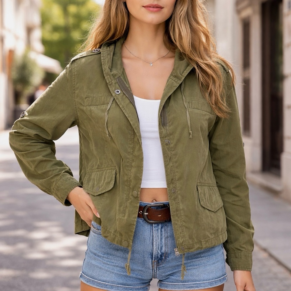 Brandy Melville Olive Utility Jacket Hooded Lightweight Cargo Style